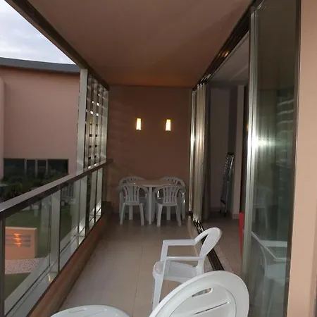 Herdade Dos Salgados 2 Bedrooms T2-12a-1d Is Located Next To The Entrance Of Lagoas Albu *