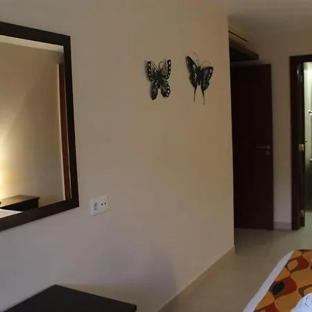 Apartment Herdade Dos Salgados 2 Bedrooms T2-12a-1d Is Located Next To The Entrance Of Lagoas Albu