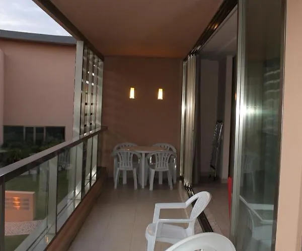 Herdade Dos Salgados 2 Bedrooms T2-12a-1d Is Located Next To The Entrance Of Lagoas Albu *